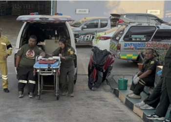 เศร้า! หนุ่มวัย 30 ความดันกำเริบ ขี่ จยย. ไปหาหมอ วูบชนกำแพง เสียชีวิตในโรงงาน