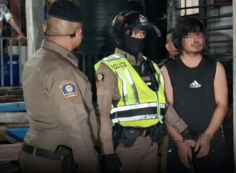 วงแตกกลางวงเหล้า! หนุ่มโรงงานเมียนมา เมาเดือดมีปากเสียง คว้ามีดแทงเพื่อนดับคาที่