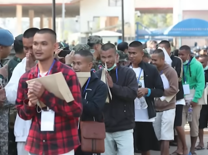 “ฮุน เซน” ส่งสารปีใหม่ อวยกัมพูชาสามัคคี สหรัฐฯ ชื่นชมไทย ปล่อยทหาร