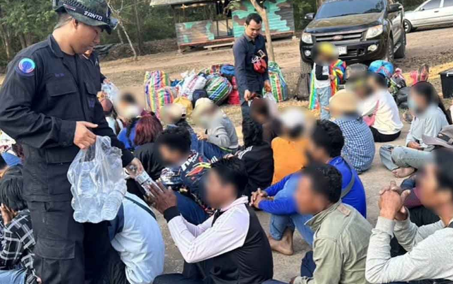 จับแรงงานเขมร 67 คน หนีความอดอยาก-ไร้งาน เสี่ยงชีวิตลอบข้ามแดนเข้าไทย