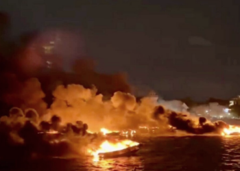 เปิดสาเหตุสปีดโบ๊ตระเบิด! ไฟไหม้จนเชือกขาด ลอยชนเรือใกล้เคียง ลุกลามเสียหายรวม 23 ลำ